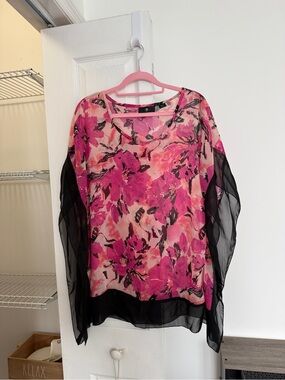 New Floral Pink & Black Sheer-Sleeve Women's Tunic from Macy’s Size S